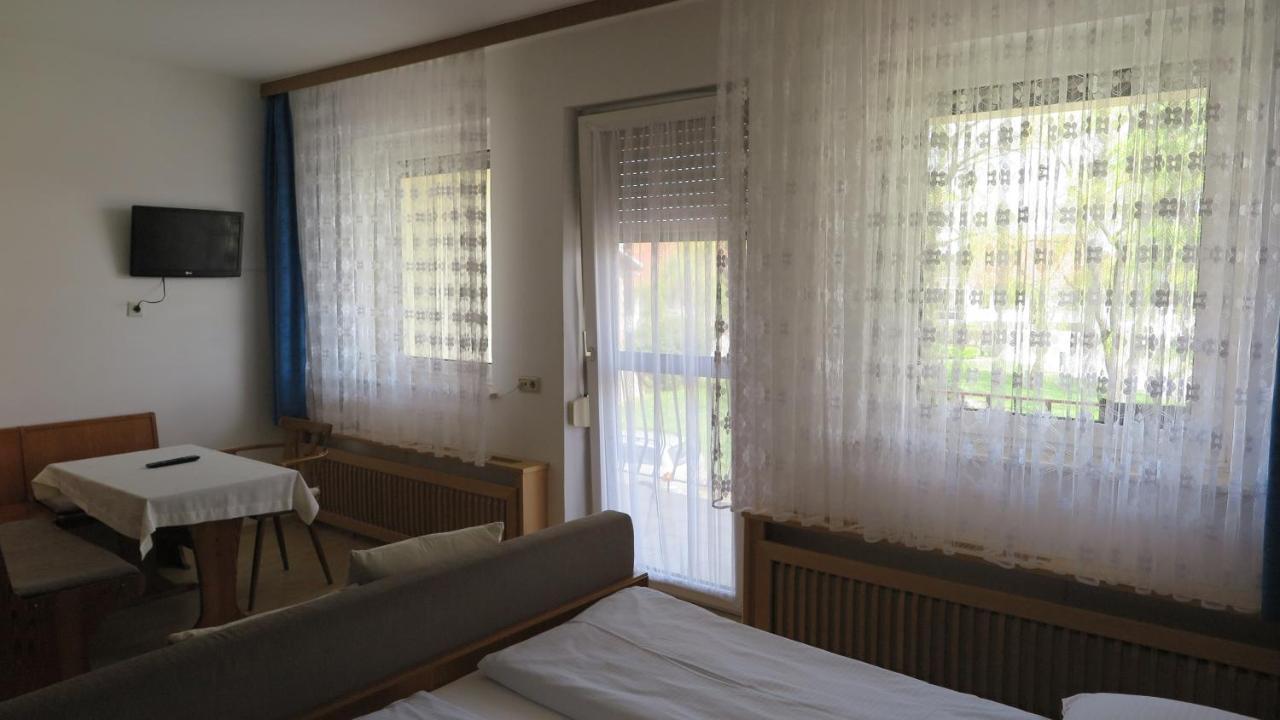 Gaestehaus Andreas Kroiss Illmitz Oda fotoğraf